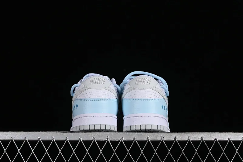 All categories Nk SB Dunk series Nk SB Dunk Low low-top sneakers Nk Dunk Low heart playing card graffiti American North Carolina blue SB strap low-top casual sneakers DV0831-101